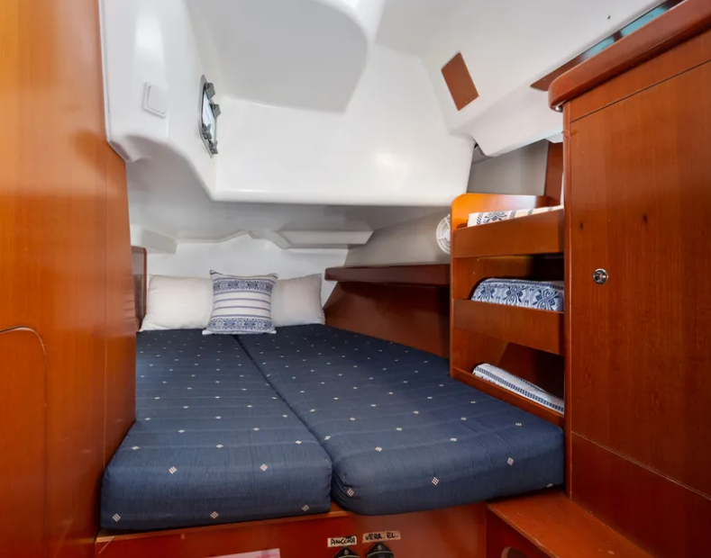 Segelyacht Oceanis 423 Thalassa