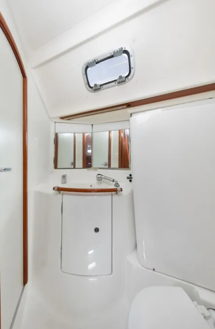 Segelyacht Oceanis 423 Thalassa