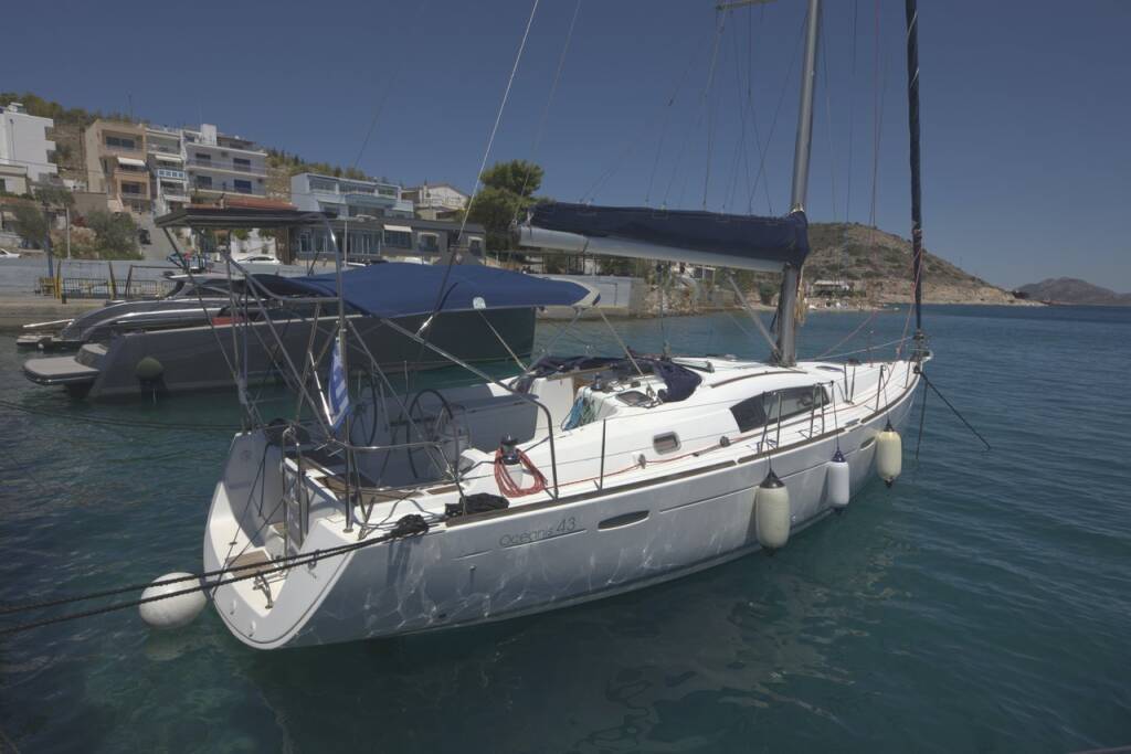 Segelyacht Oceanis 43 Aias