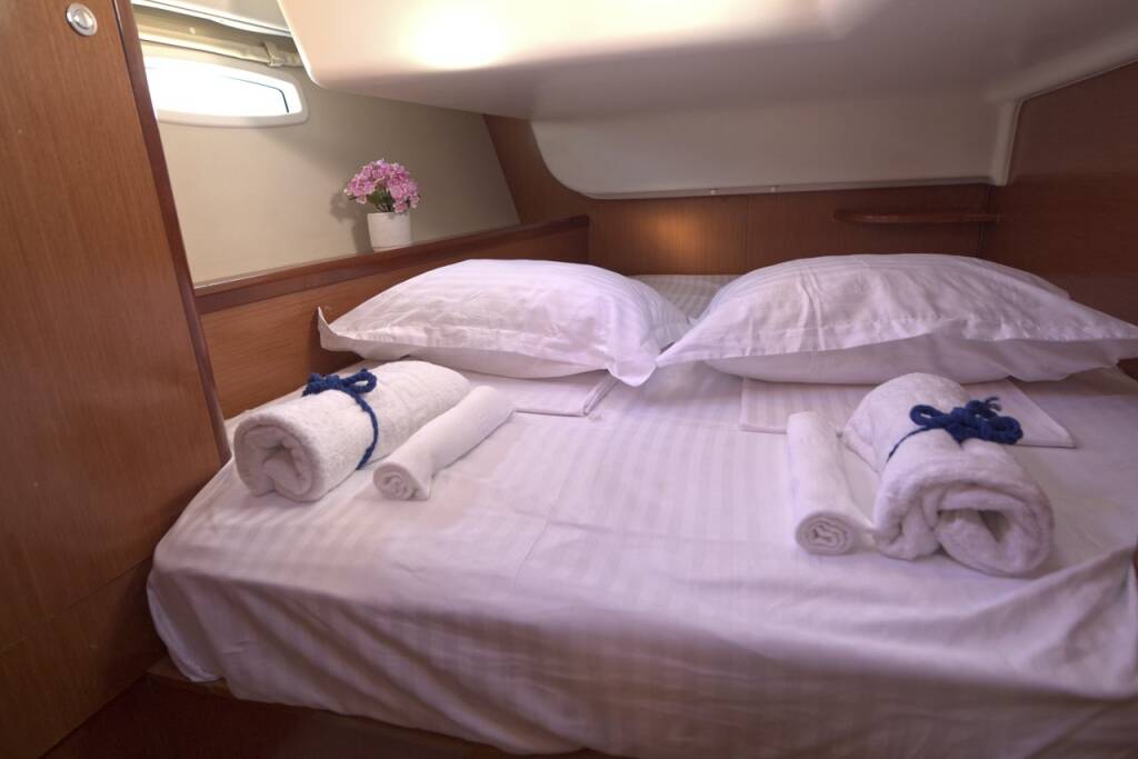 Segelyacht Oceanis 43 Aias