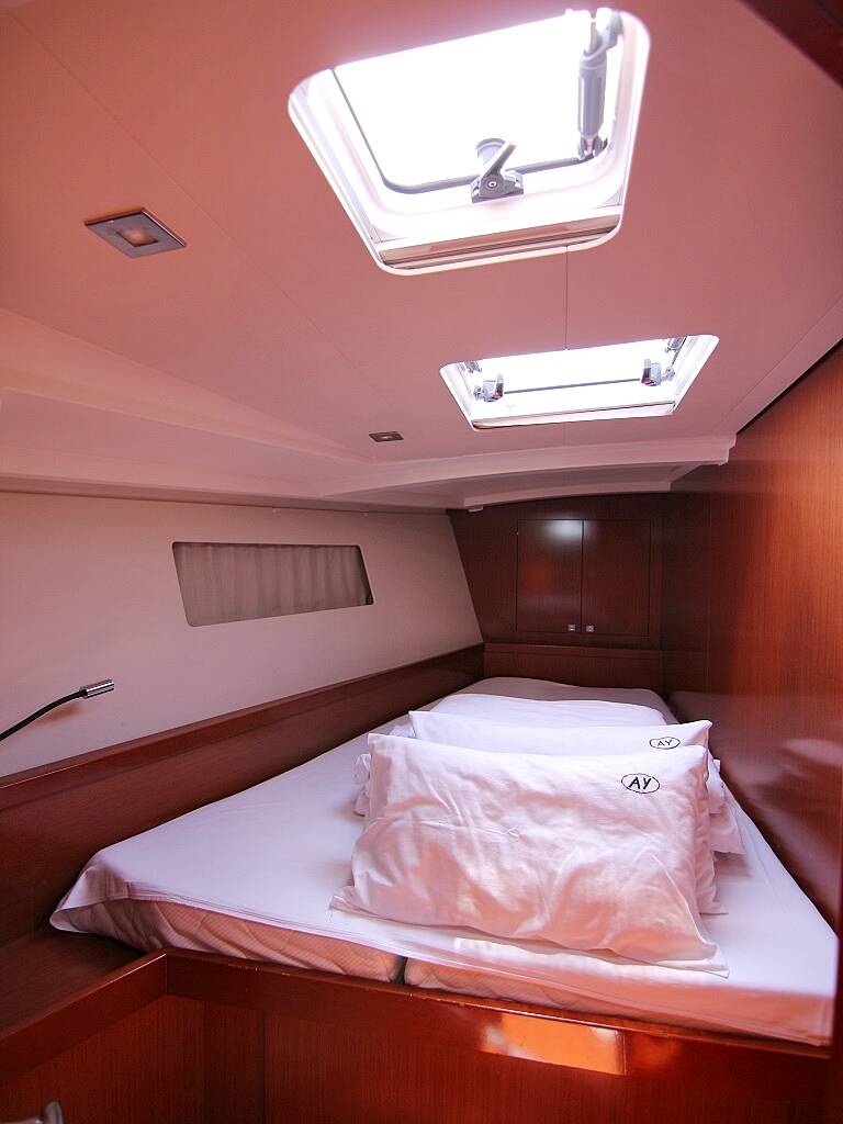 Segelyacht Oceanis 45 Golden Dreams