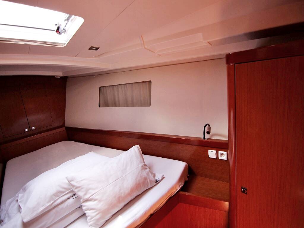 Segelyacht Oceanis 45 Golden Dreams