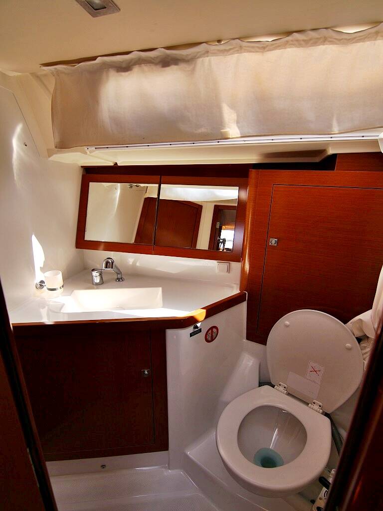 Segelyacht Oceanis 45 Golden Dreams