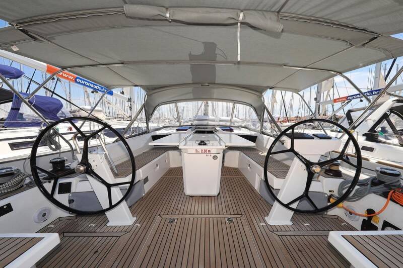 Sailing yacht Oceanis 46.1 Rocket