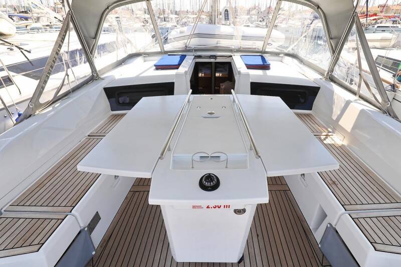 Sailing yacht Oceanis 46.1 Rocket