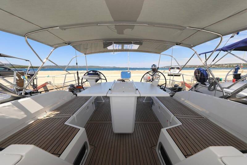 Sailing yacht Oceanis 46.1 Rocket