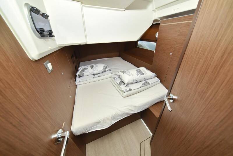 Sailing yacht Oceanis 46.1 Rocket