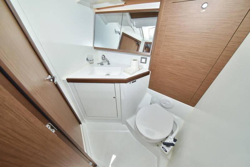Sailing yacht Oceanis 46.1 Rocket