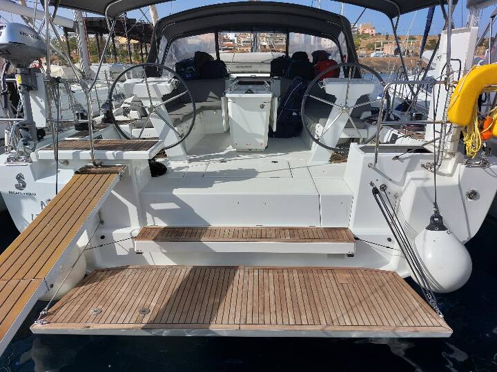 Sailing yacht Oceanis 46.1 Kalmi