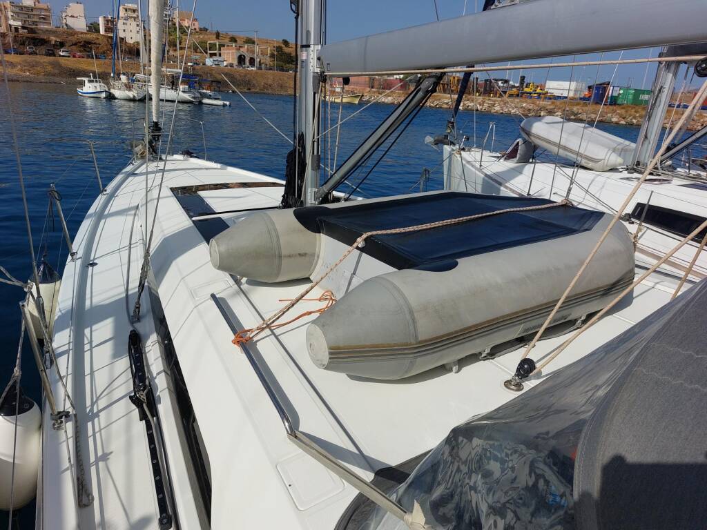Sailing yacht Oceanis 46.1 Kalmi