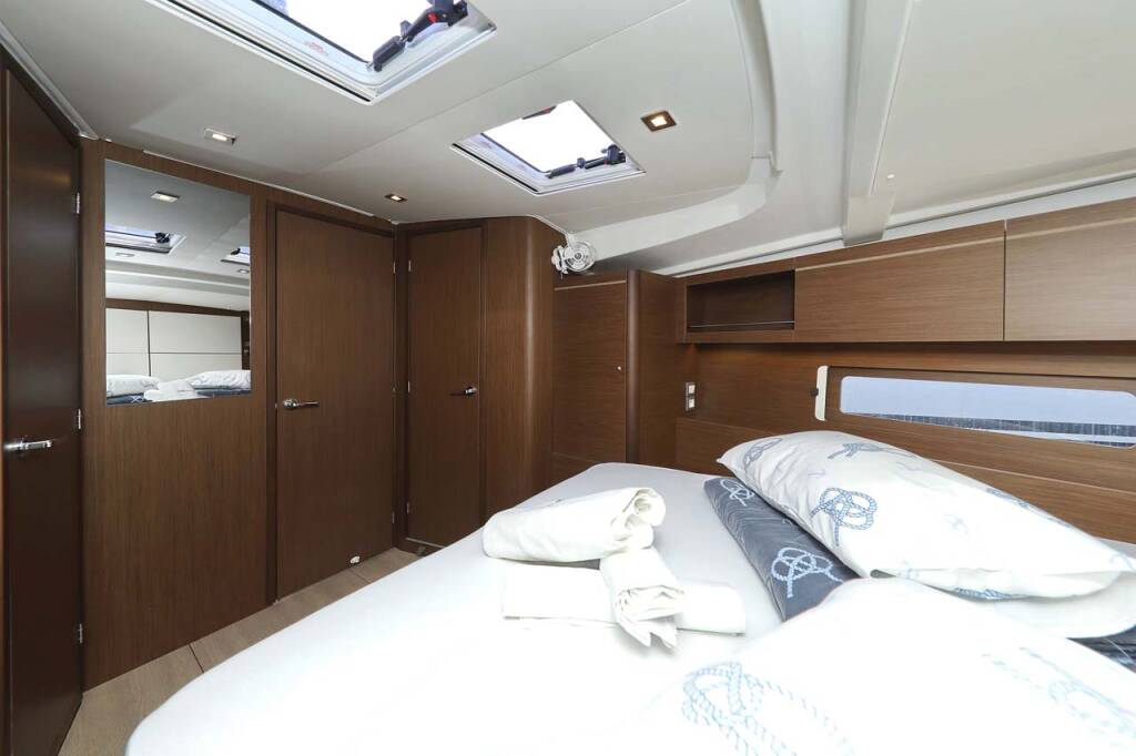 Segelyacht Oceanis 46.1 Maya