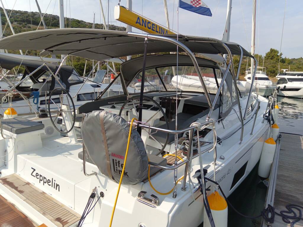 Segelyacht Oceanis 46.1 Zeppelin