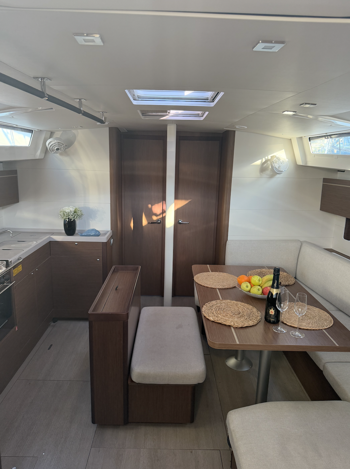 Segelyacht Oceanis 46.1 Athena 2