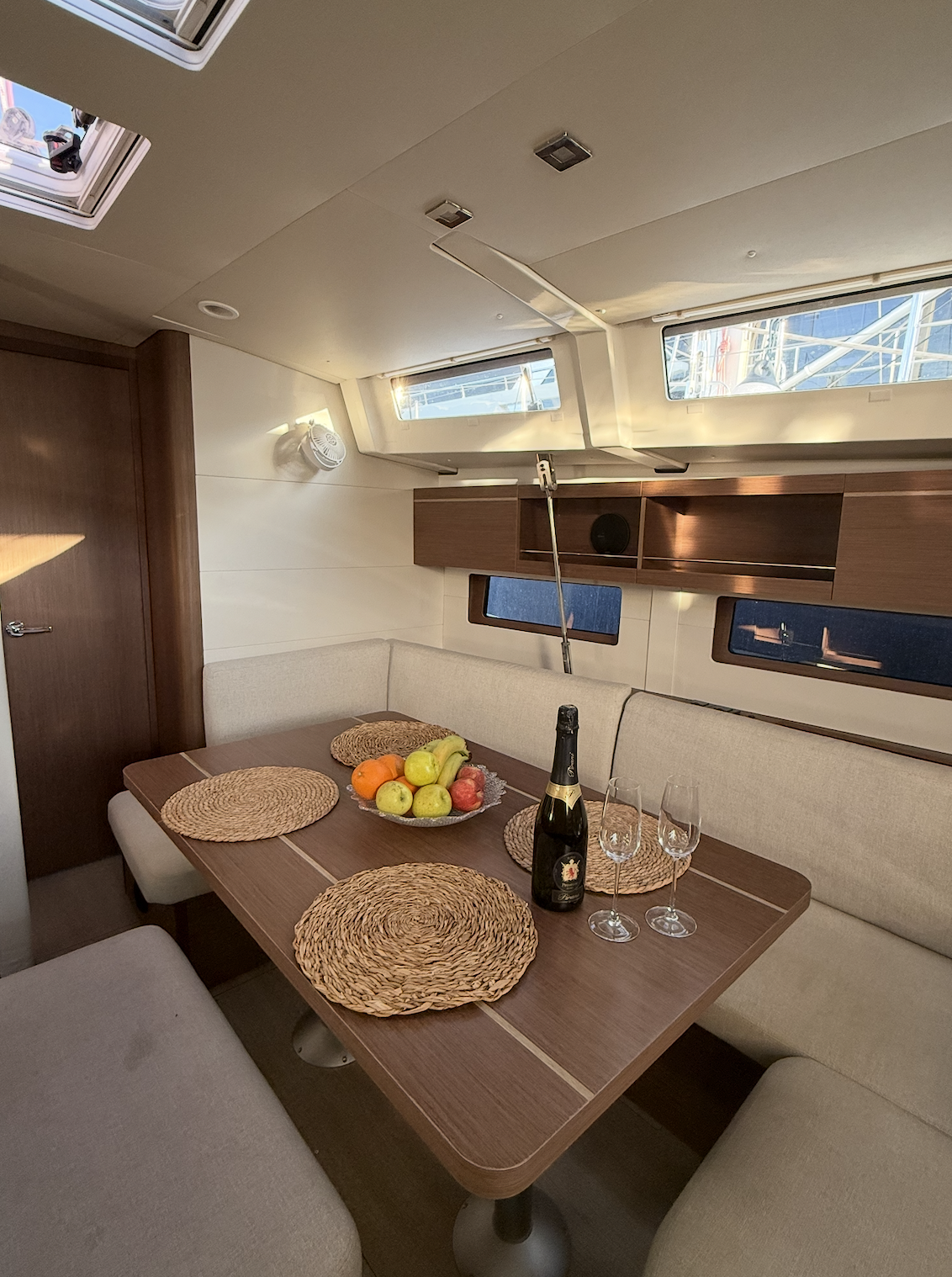 Segelyacht Oceanis 46.1 Athena 4