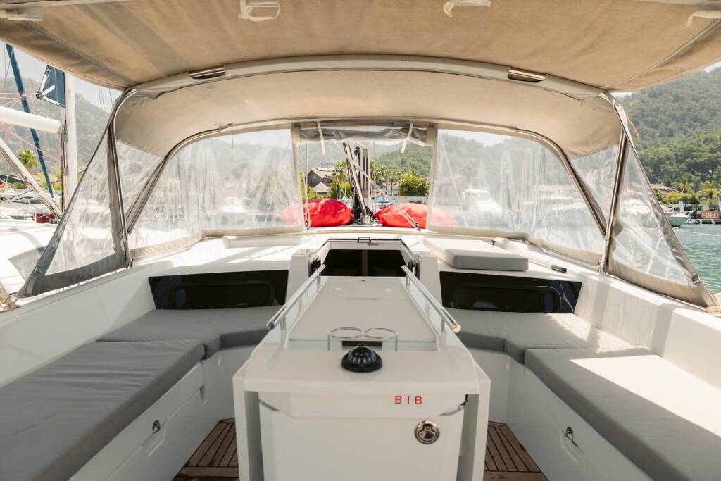 Oceanis 46.1 Athena 5