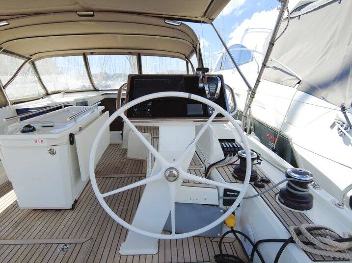 Oceanis 46.1 Folie Douce