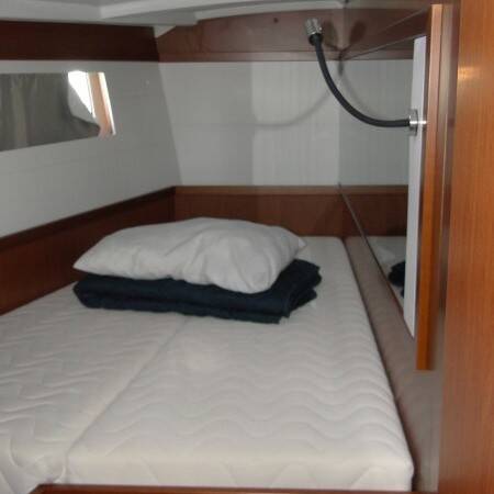 Segelyacht Oceanis 48 DESROCHES 
