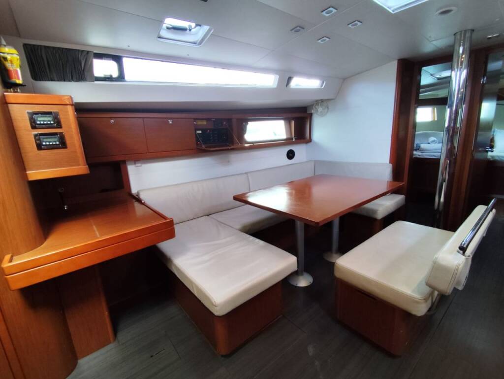 Oceanis 48 DESROCHES 