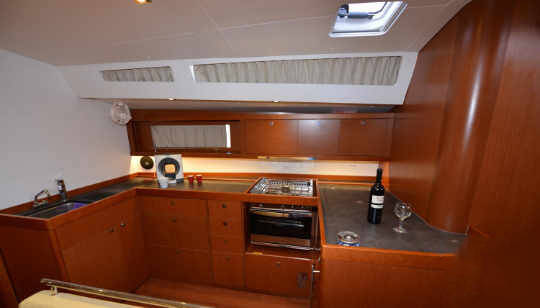Segelyacht Oceanis 48 Pherousa