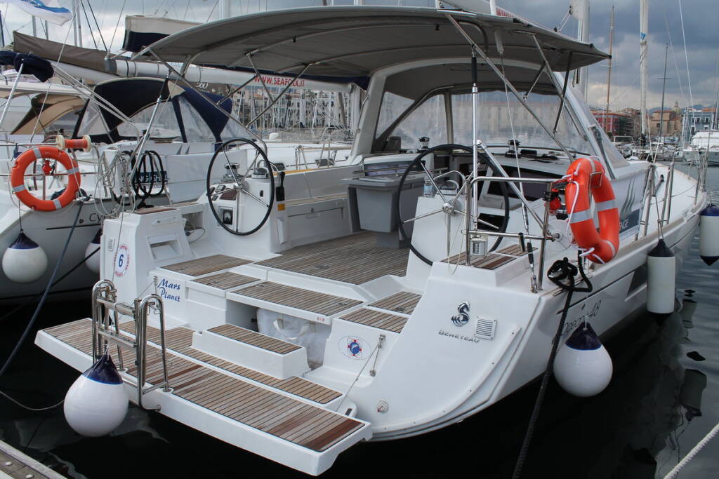 Segelyacht Oceanis 48 Mars Planet