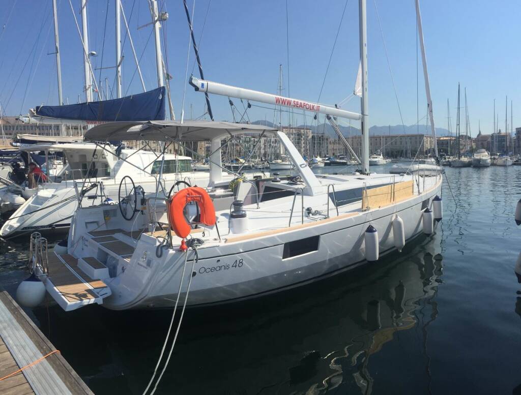 Segelyacht Oceanis 48 Mars Planet