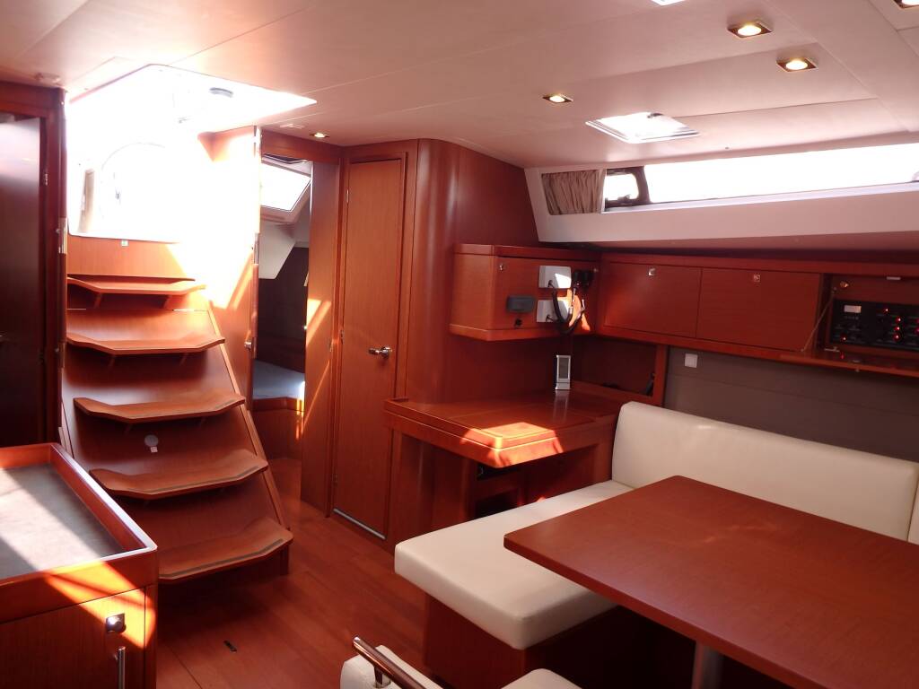 Sailing yacht Oceanis 48 Joy