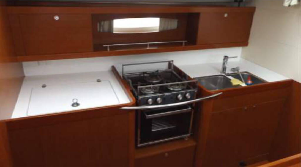 Oceanis 50 In Compliance 