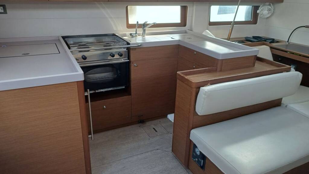 Oceanis 51.1 AMPHITRITE 