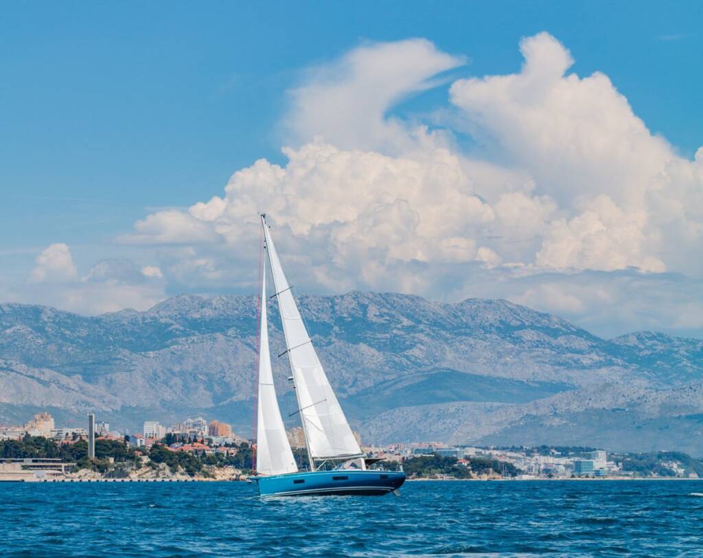 Sailing yacht Oceanis 54 Big Blue