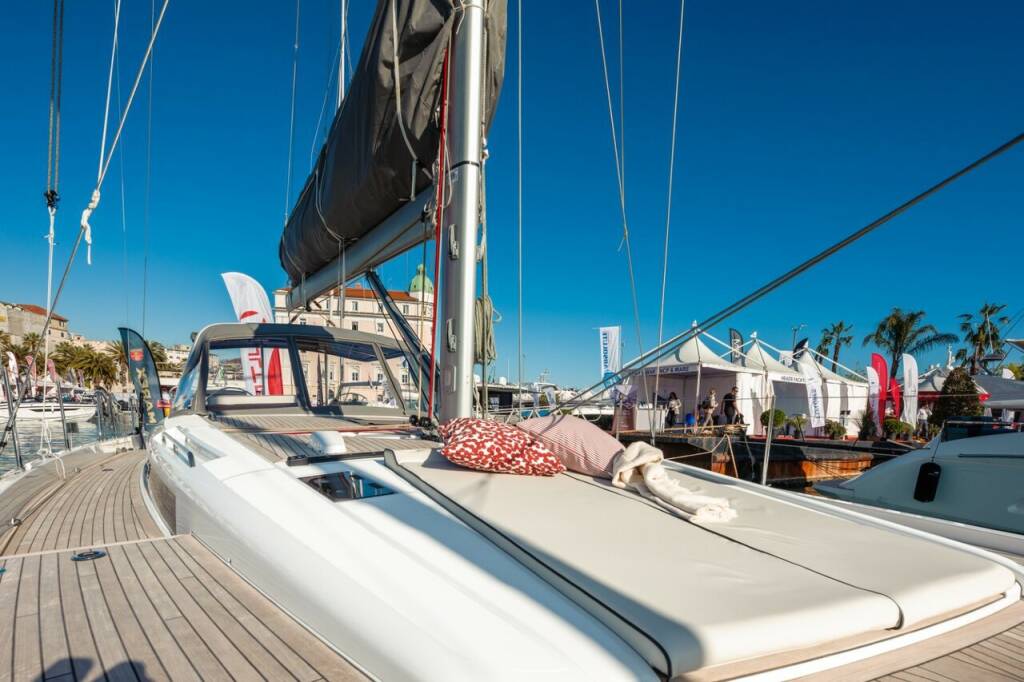 Sailing yacht Oceanis 54 Big Blue