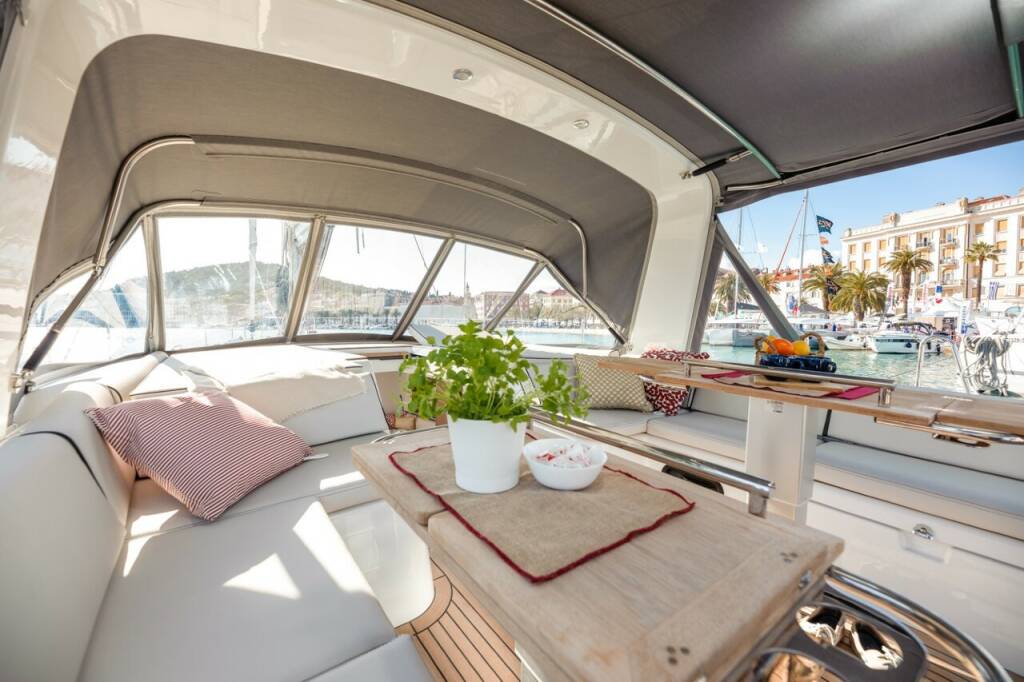 Sailing yacht Oceanis 54 Big Blue