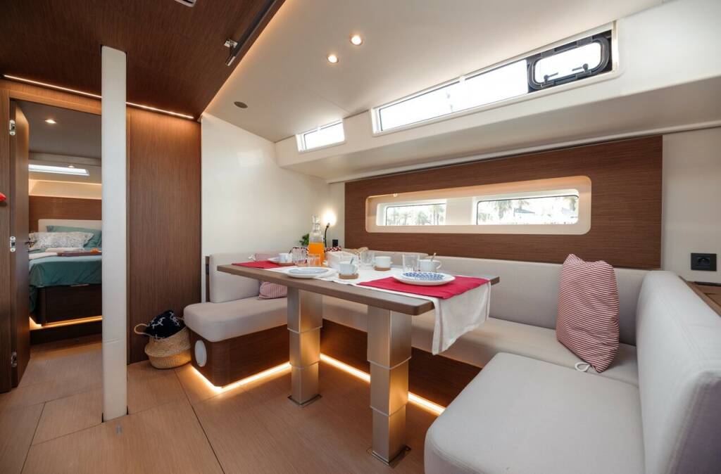 Sailing yacht Oceanis 54 Big Blue