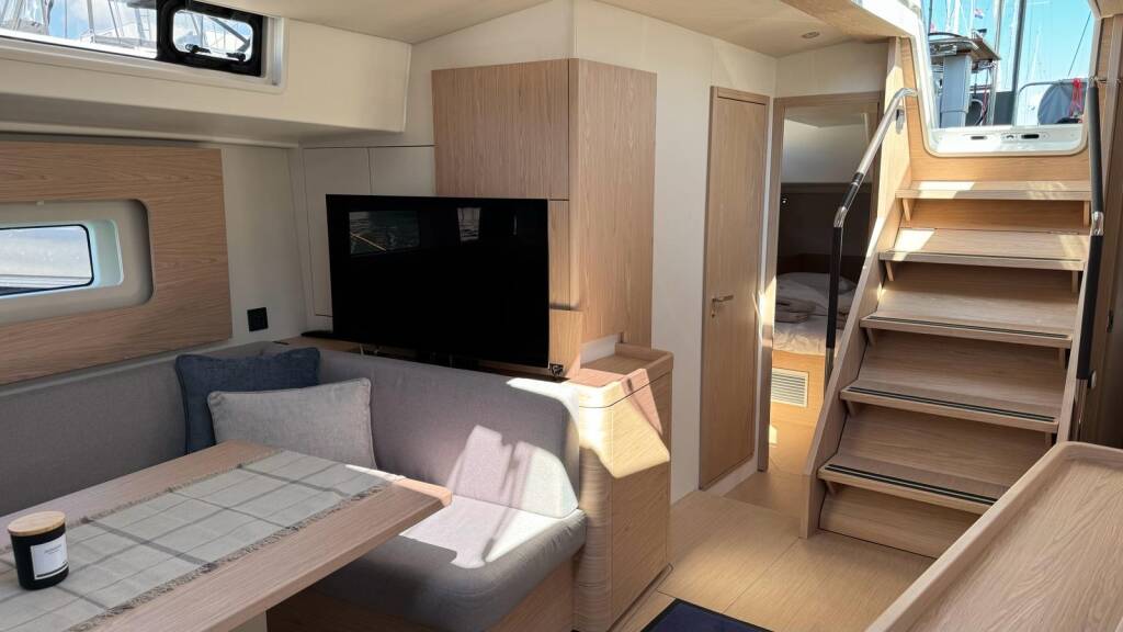 Sailing yacht Oceanis 54 Eve One