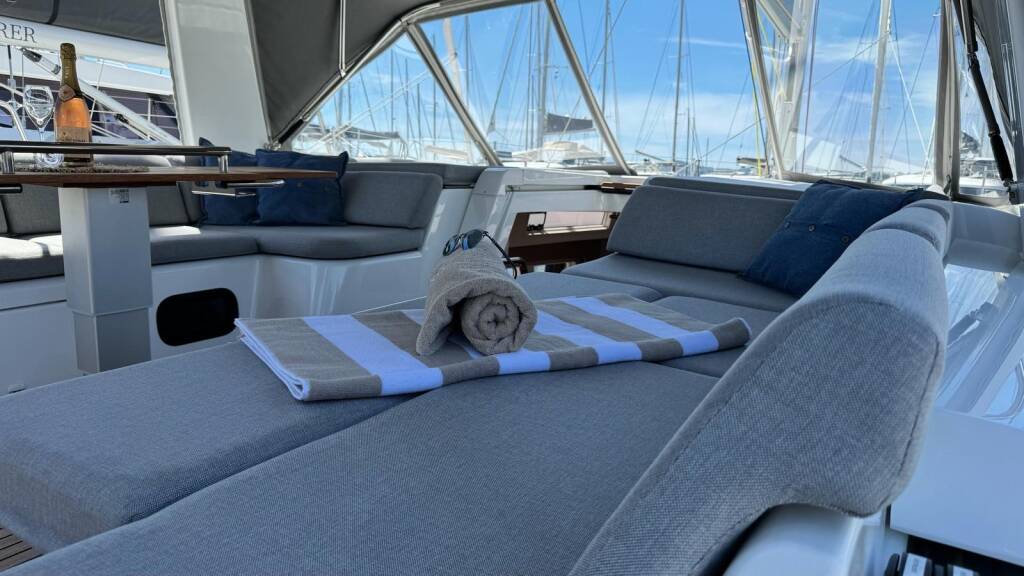 Sailing yacht Oceanis 54 Eve One