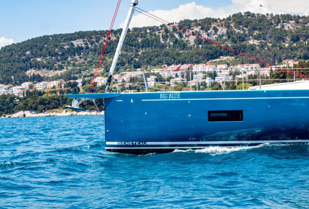 Sailing yacht Oceanis 54 Big Blue
