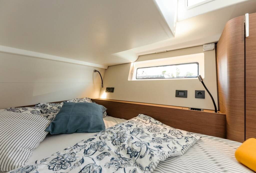 Sailing yacht Oceanis 54 Big Blue