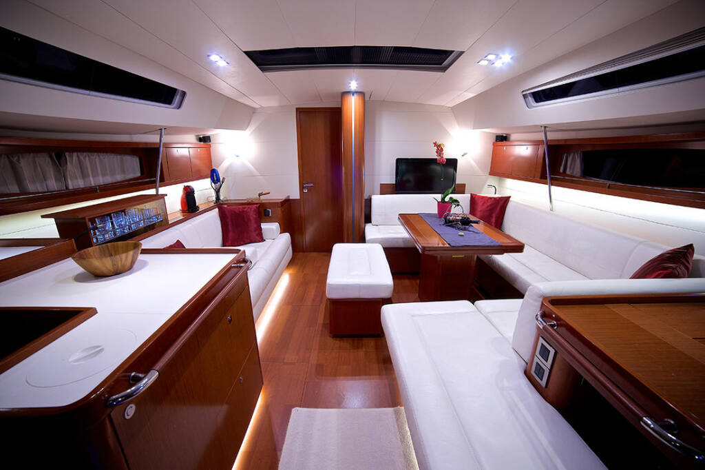 Segelyacht Oceanis 58 Queen Axiera