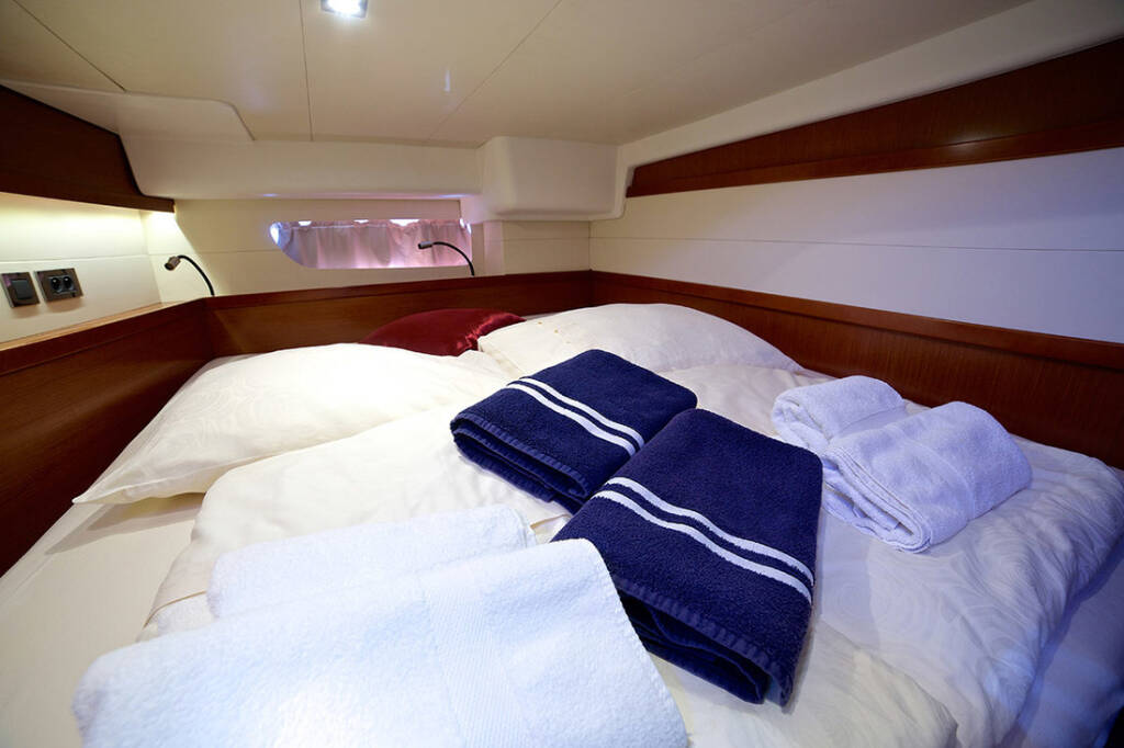 Segelyacht Oceanis 58 Queen Axiera