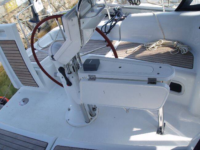 Segelyacht Oceanis Clipper 343 Naysika