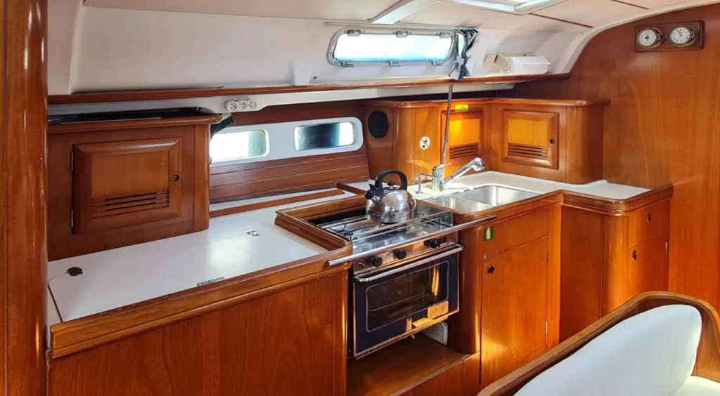 Segelyacht Oceanis Clipper 411 Erika