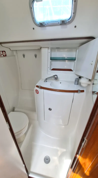 Segelyacht Oceanis Clipper 411 Erika