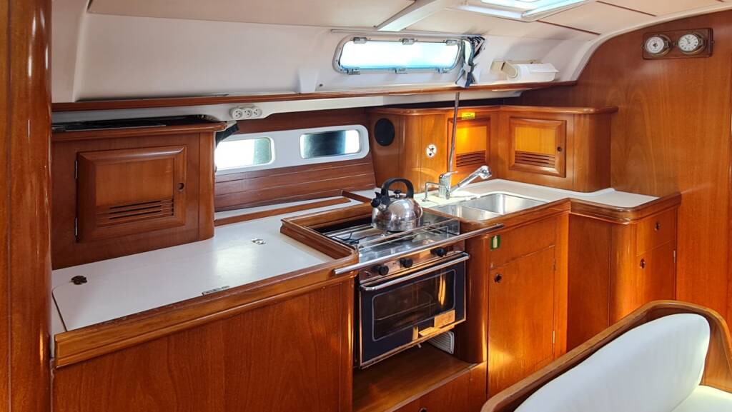 Oceanis Clipper 411 Erika