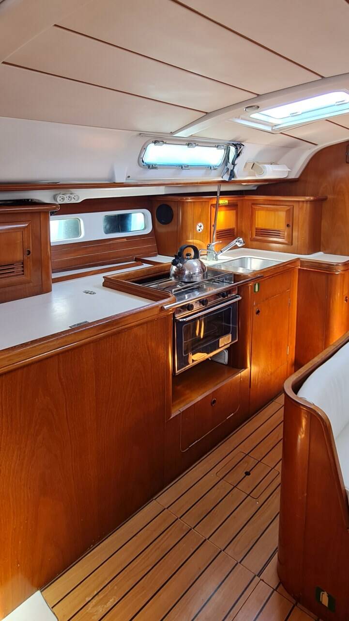 Oceanis Clipper 411 Erika