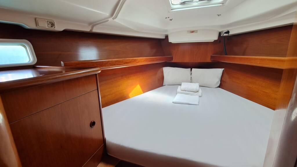 Oceanis Clipper 411 Erika