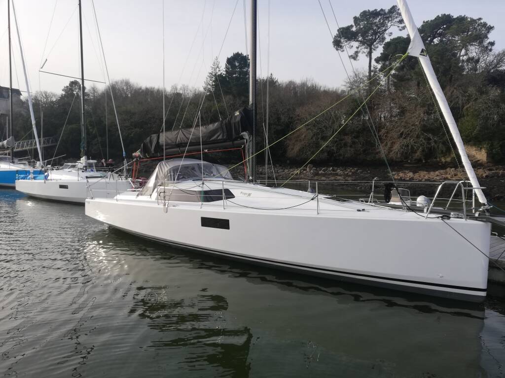 Pogo 36 Sail la Vie