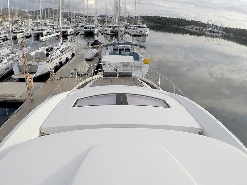 Motor yacht Prestige 620 S Jana