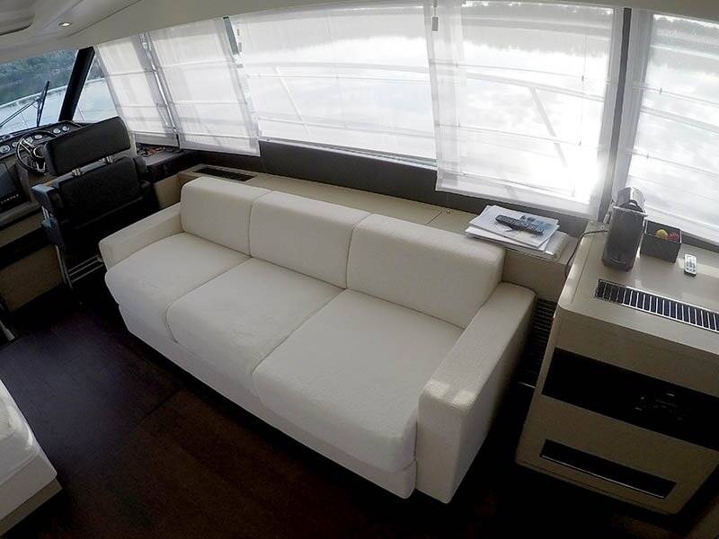 Motor yacht Prestige 620 S Jana