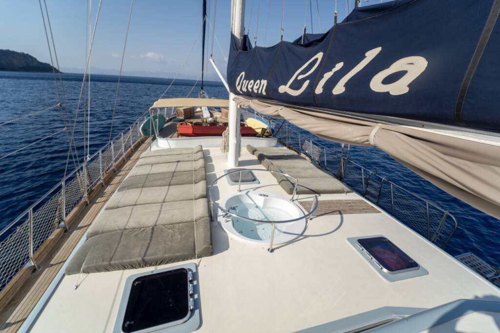 Queen Lila Queen Lila