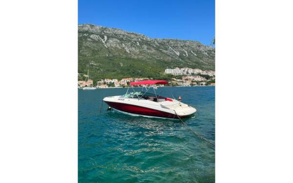 Regal 2250 Cuddy Red Hood