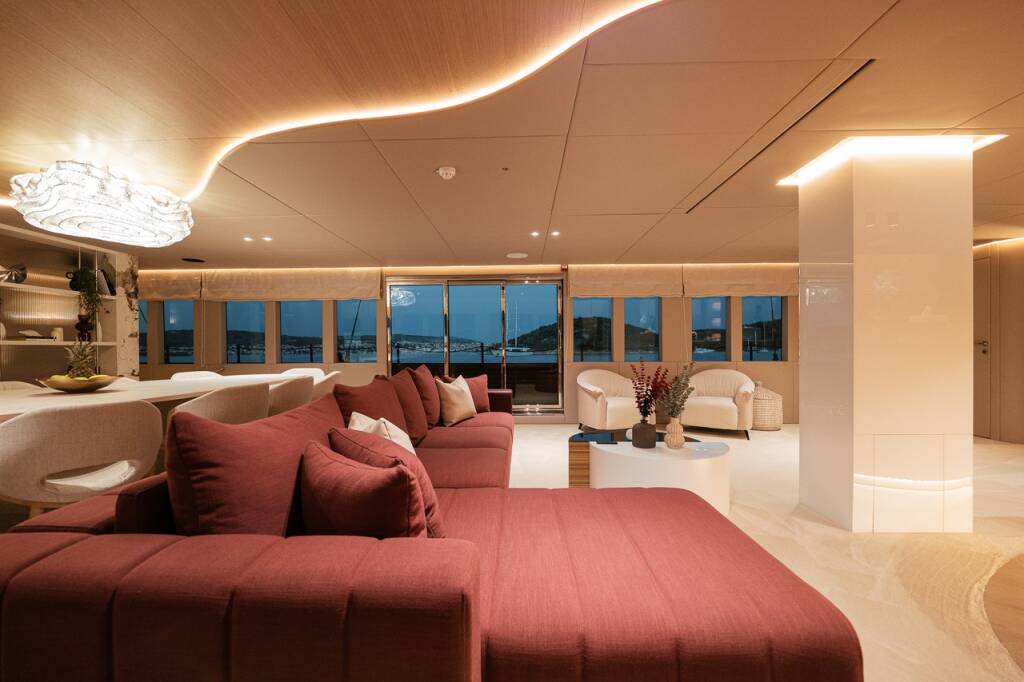 Luxury sailing yacht Reposado Reposado